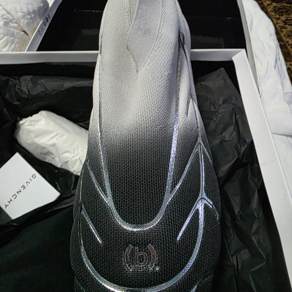 Givenchy tk-360+ low-top sneakers silver color - Picture 8 of 12